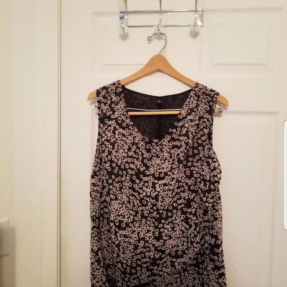 Gap ruffle blouse